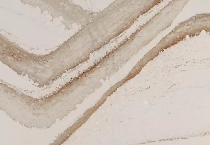 brittanicca-gold-warm-quartz-3100x2140-swatch